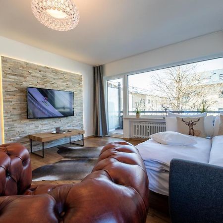 Alpenglueck Apartment การ์มิช-พาร์เทนเคียร์เชน ภายนอก รูปภาพ