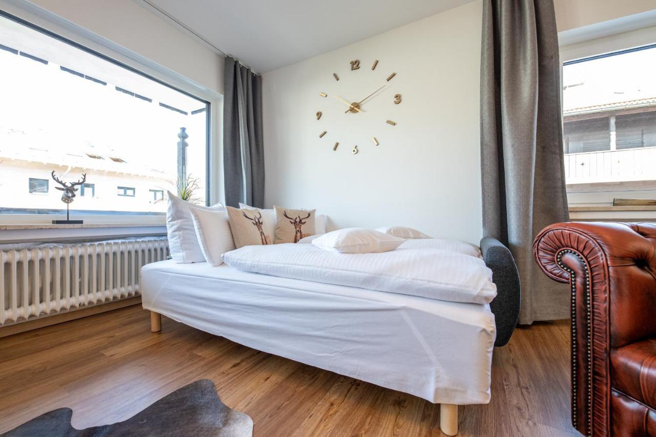 Alpenglueck Apartment การ์มิช-พาร์เทนเคียร์เชน ภายนอก รูปภาพ