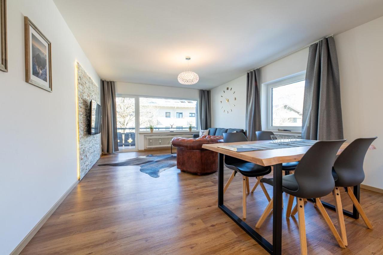 Alpenglueck Apartment การ์มิช-พาร์เทนเคียร์เชน ภายนอก รูปภาพ