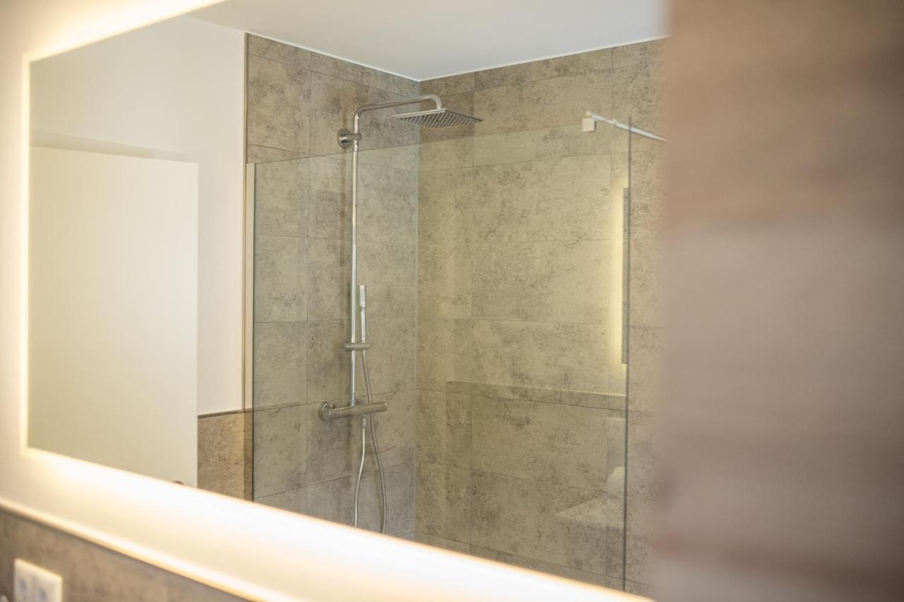 Alpenglueck Apartment การ์มิช-พาร์เทนเคียร์เชน ภายนอก รูปภาพ