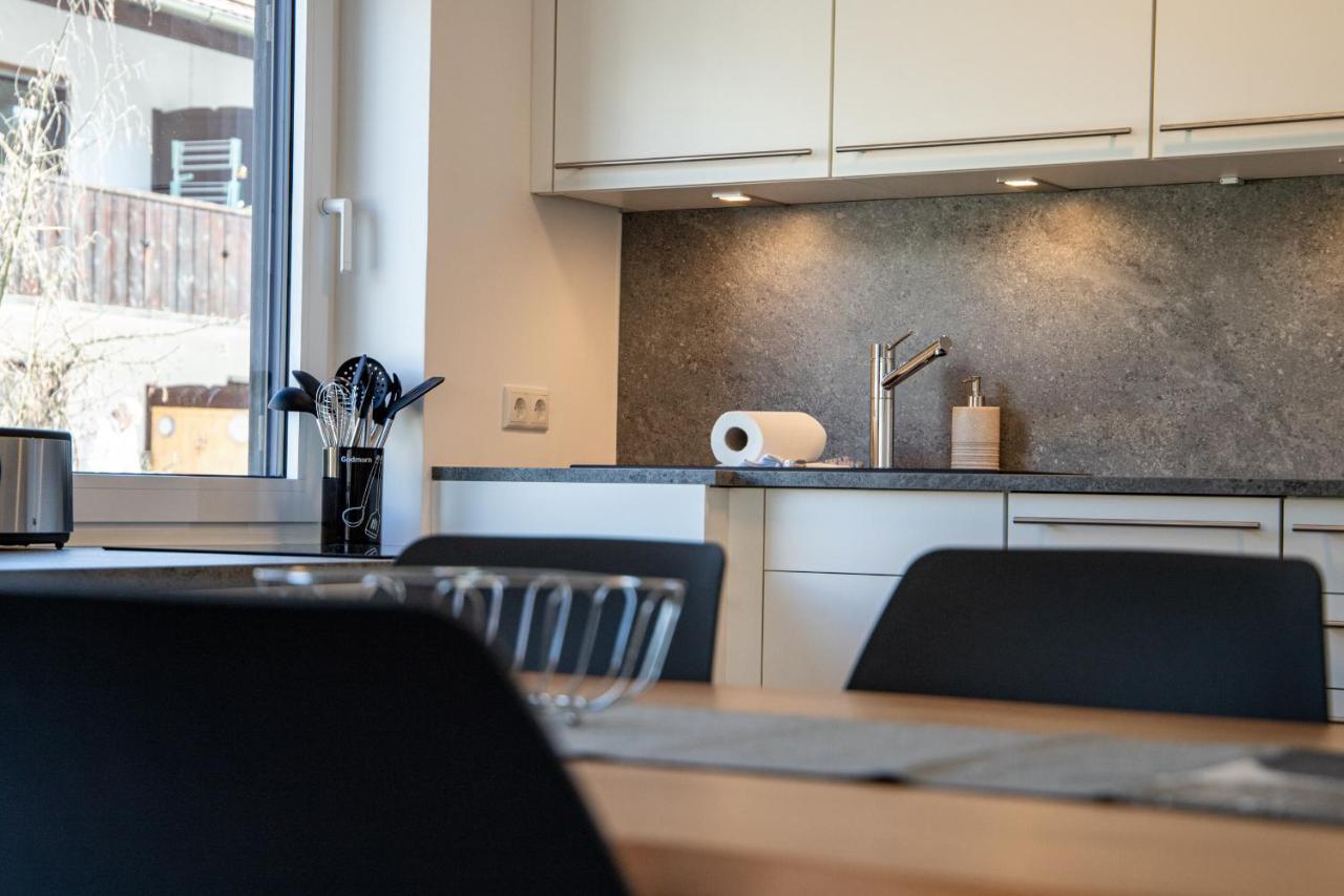Alpenglueck Apartment การ์มิช-พาร์เทนเคียร์เชน ภายนอก รูปภาพ